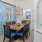 Harborside Resort & Vacation Rentals At Atlantis