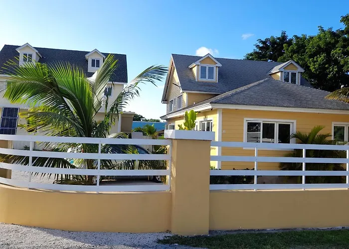 Villa By The Bay