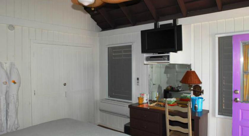 Resort Compass Point 4*