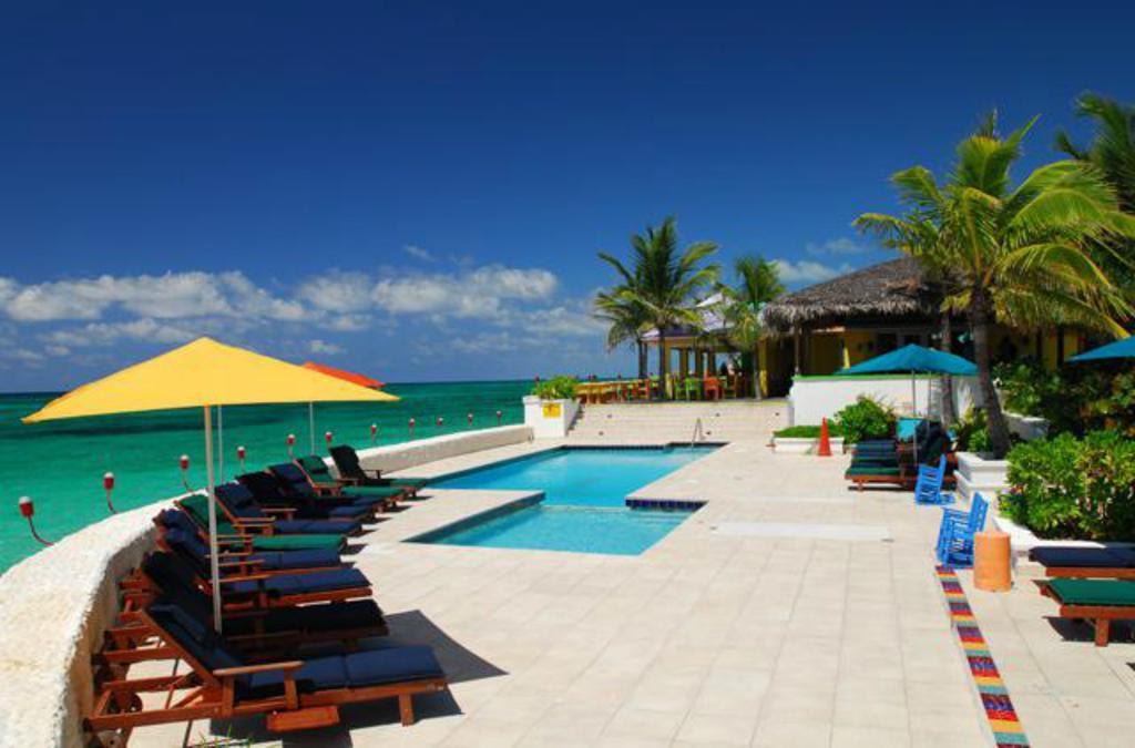 Compass Point 4*