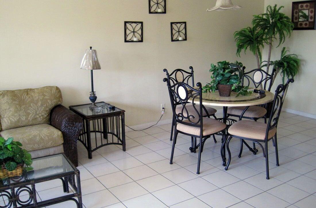 Dundee Bay Villa *