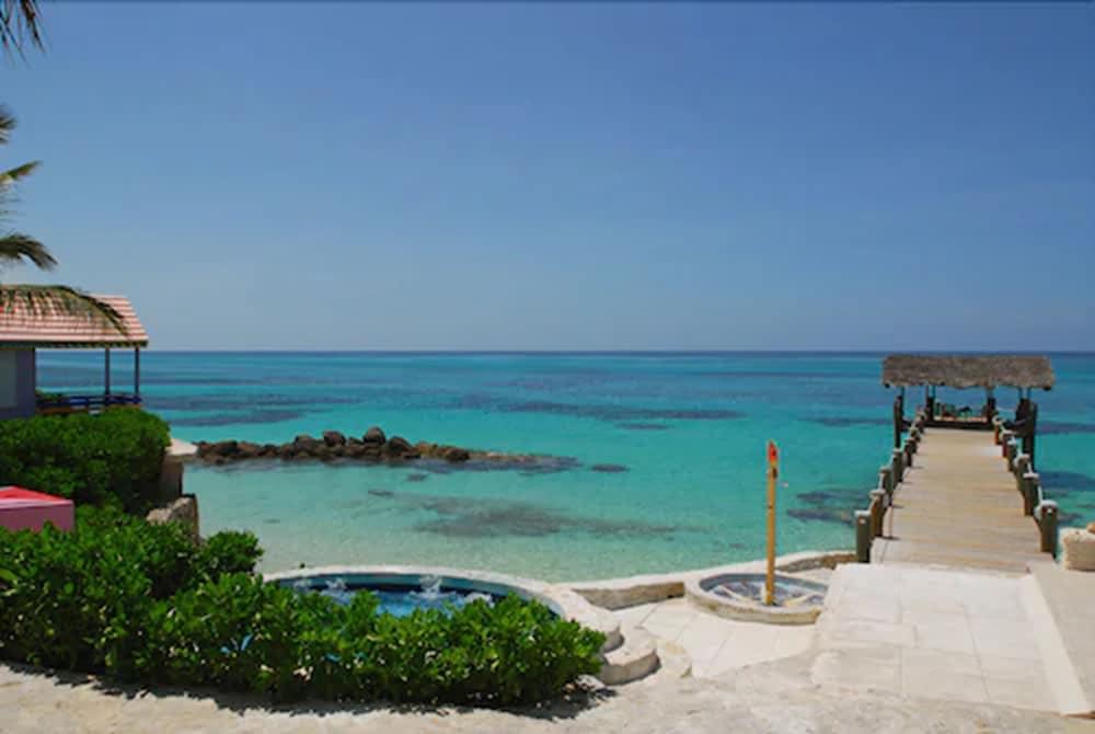 Compass Point Resort