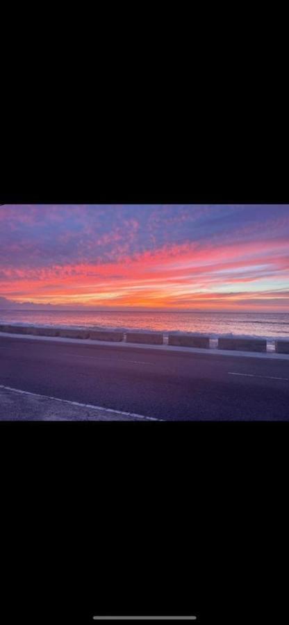 The Sunset 3*