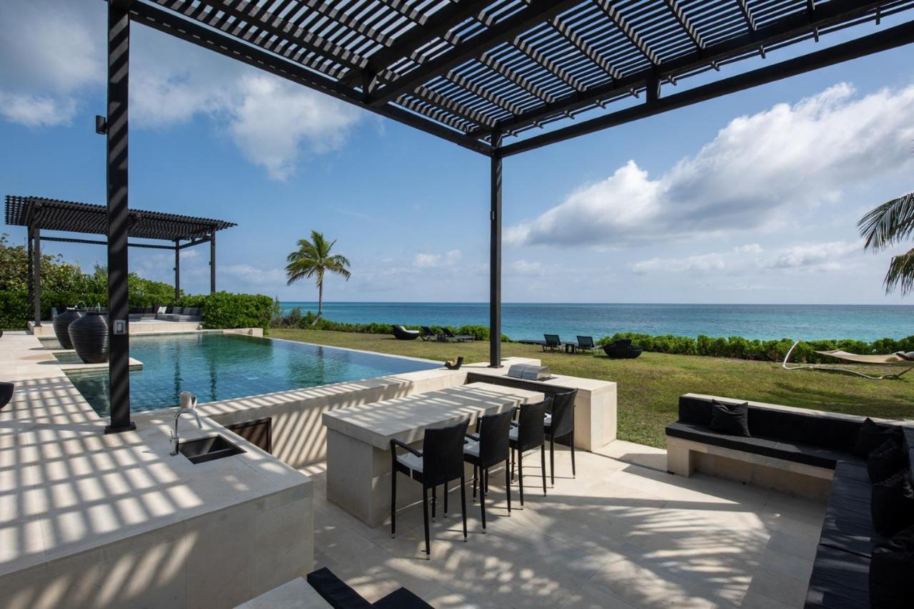 Ananda House Estate Holiday home *