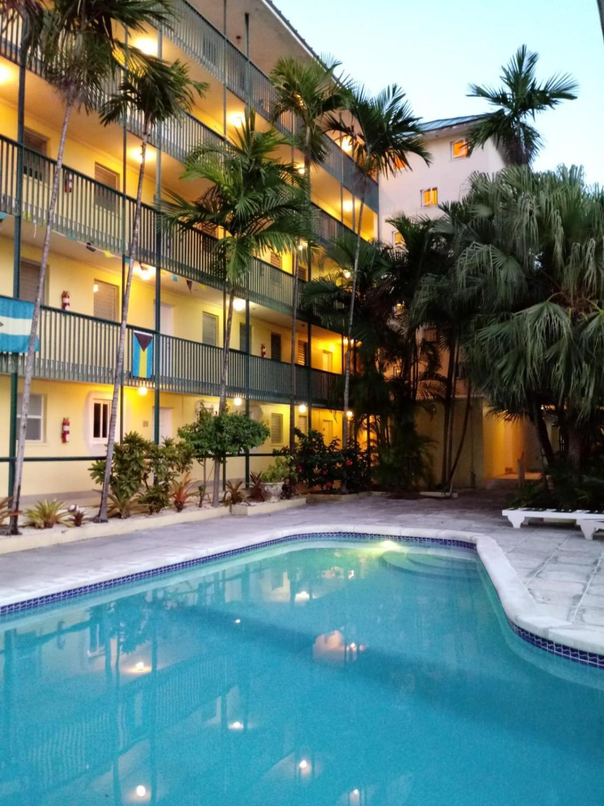 Lovely Apartment Near Beach, Downtown, 24H Security, Pool Apartment *