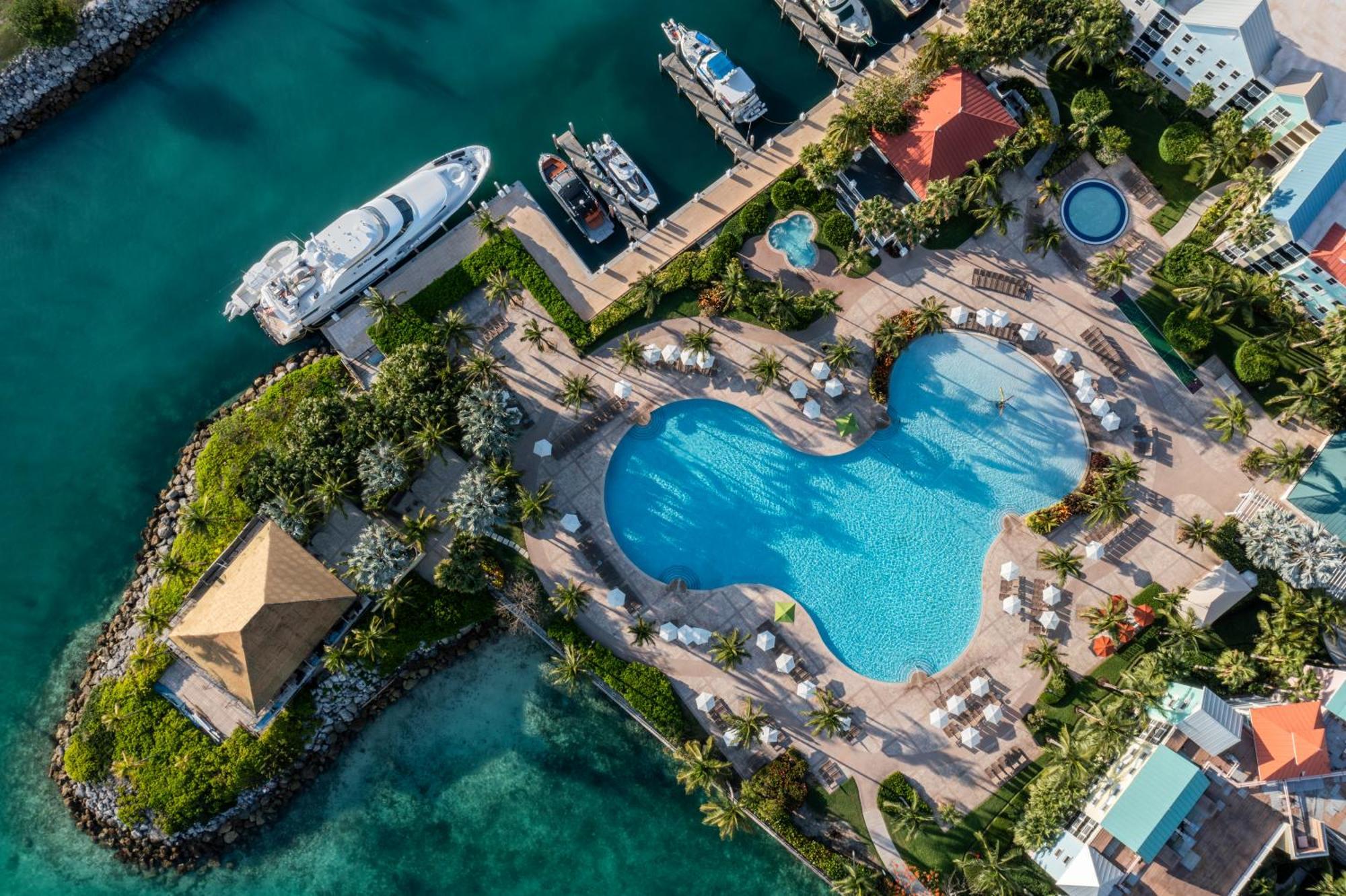Harborside & Vacation At Atlantis 4*