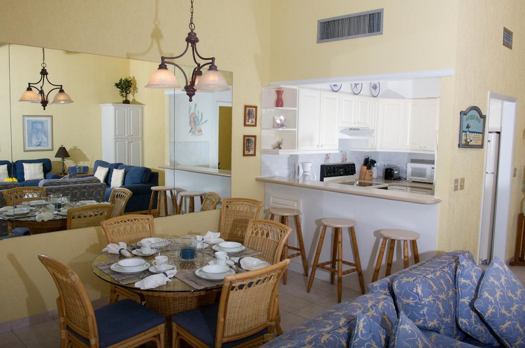 Sunrise Beach Club And Villas - 4* Paradise Island
