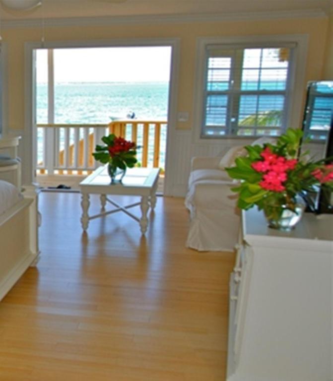 Bluff House & Marina