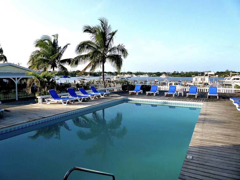 Bluff House & Marina
