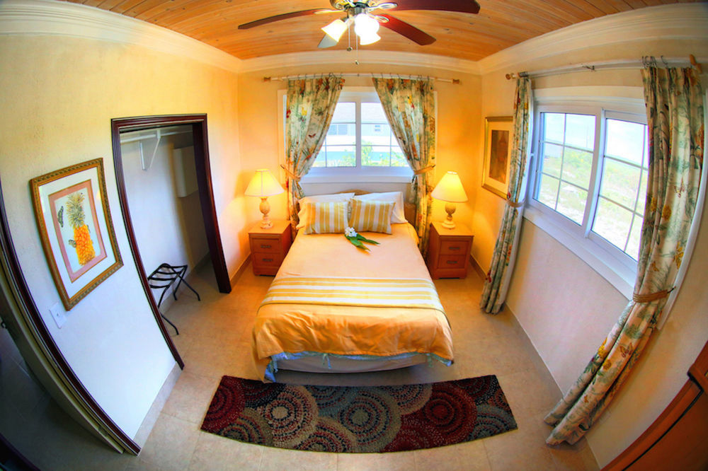 Rollezz Resort 3*