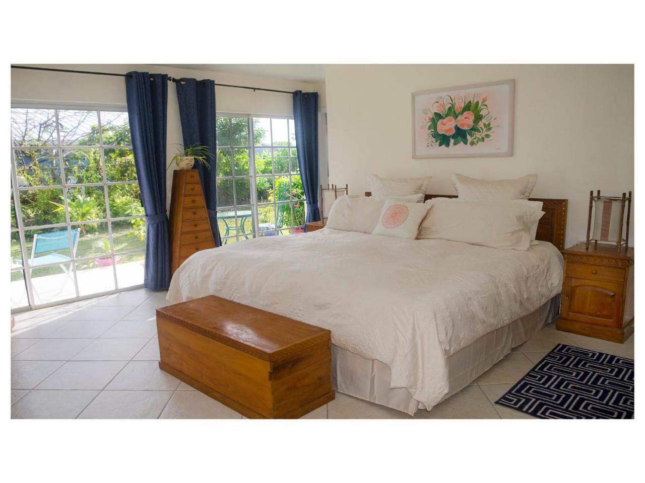 Villa Silver Point
