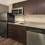Apartstay Inn & Suites