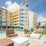 Holiday Inn Express & Suites Nassau By Ihg