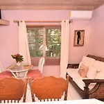 The Sugar Apple Lodging