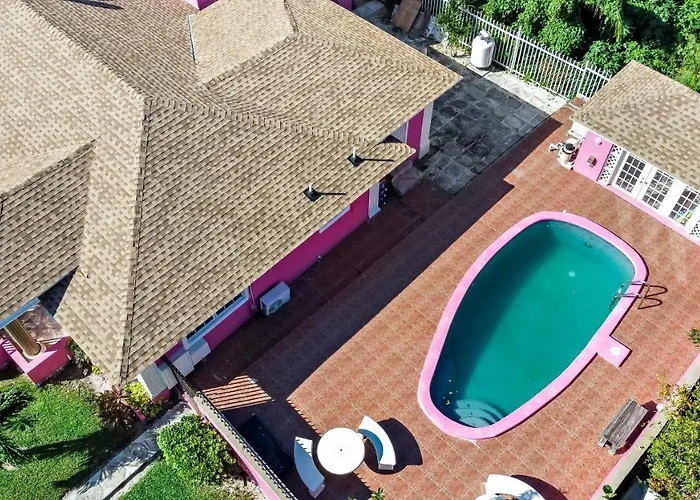 Cocoplum Rest N Hideaway #2