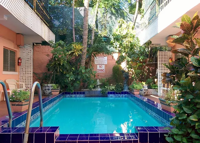 Towne Hotel