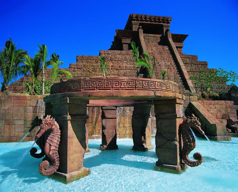 The At Atlantis 4*