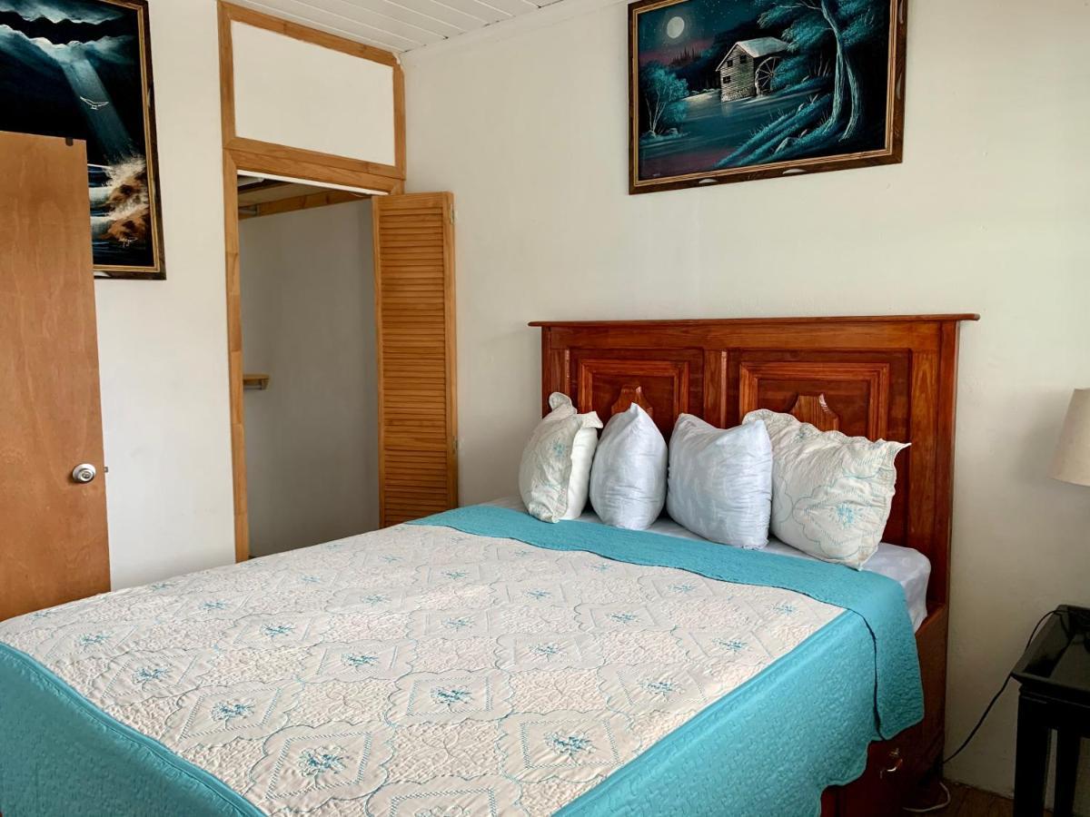 Dawson's Hideaway Apartment Nassau