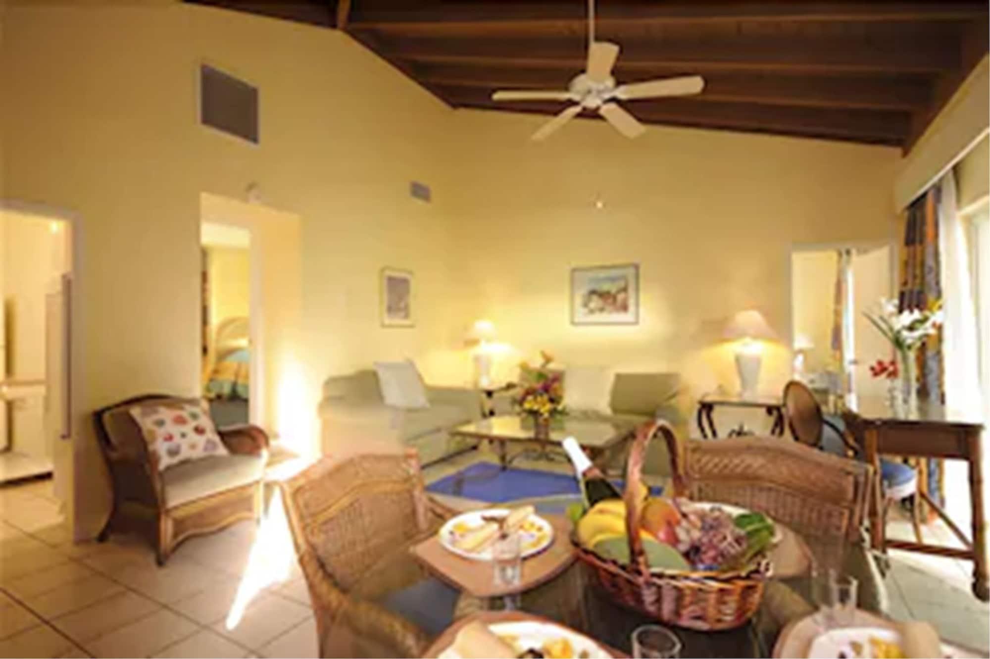 Bay View Paradise Island Resort 3*