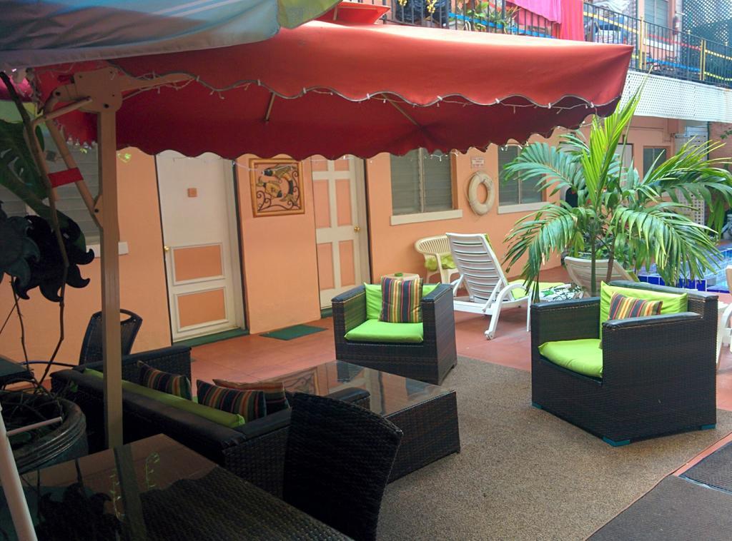 Towne Hotel Nassau