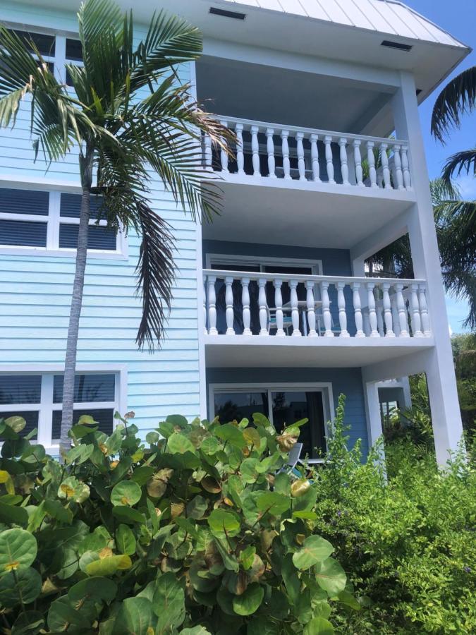 Dolphin Cove (adults Only) * Freeport