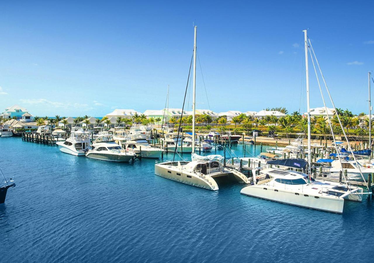 Palm Cay Marina And * Nassau