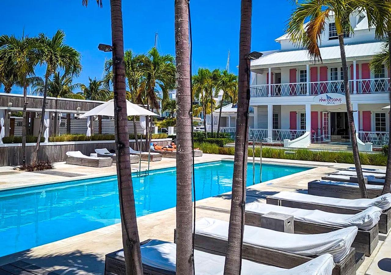 Palm Cay Marina And Resort