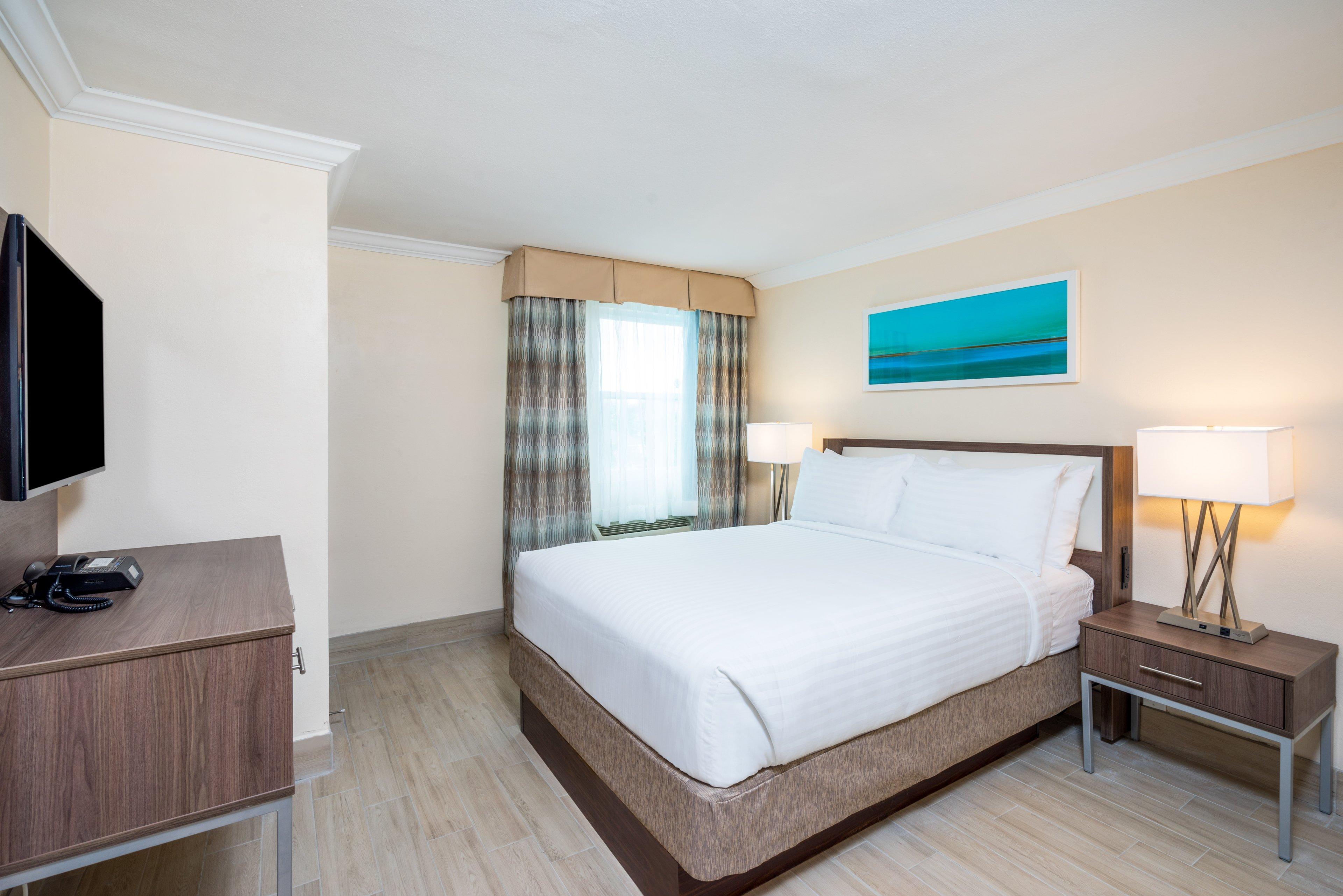 Hotel Express & By Ihg 3*