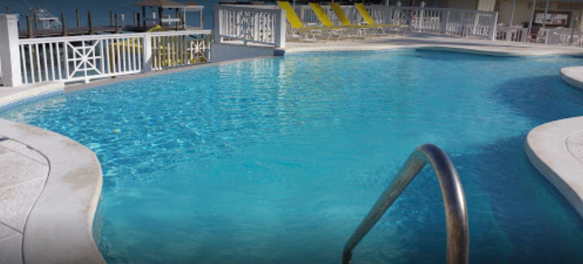 Romora Bay & Marina Hotel 3*