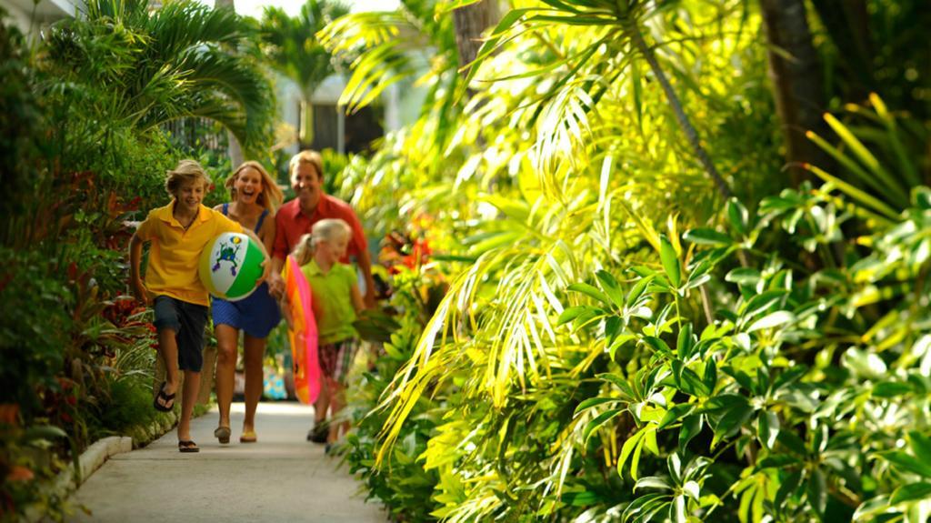 Bay View Paradise Island Resort