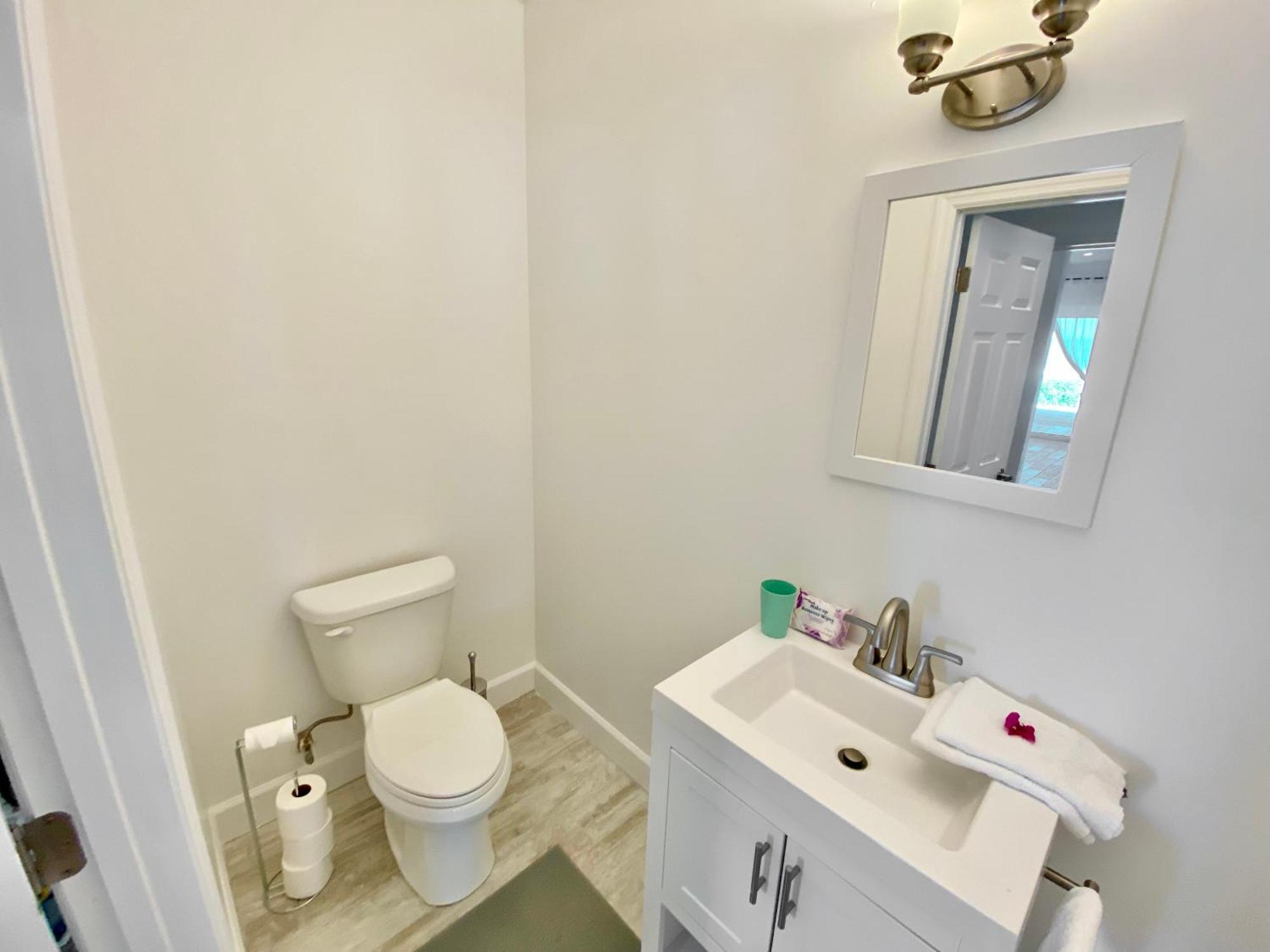 Eleuthera Retreat - & On Pink Beachfront Guest house Palmetto Point