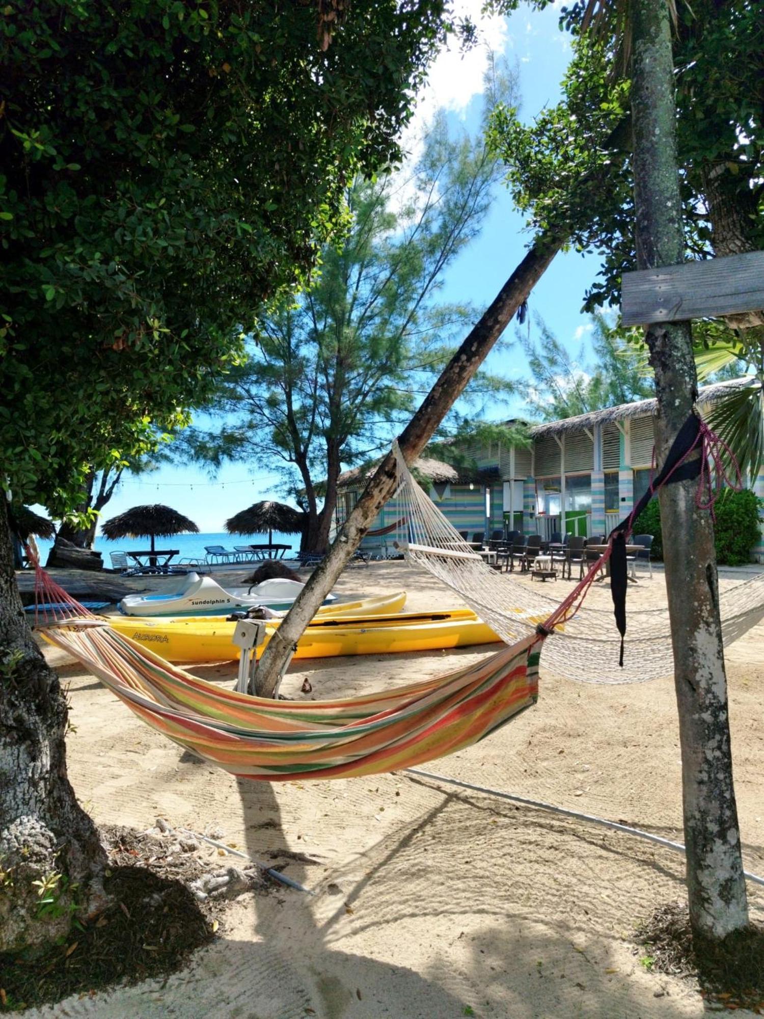 Beach Villas 3* Coral Harbour
