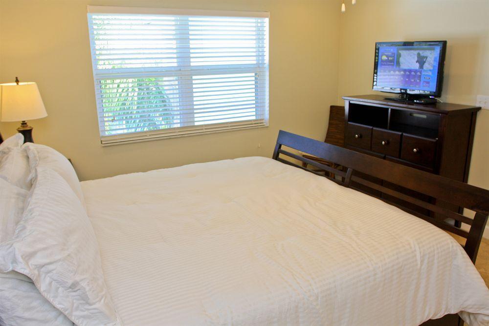 Dolphin Cove (adults Only) Villa