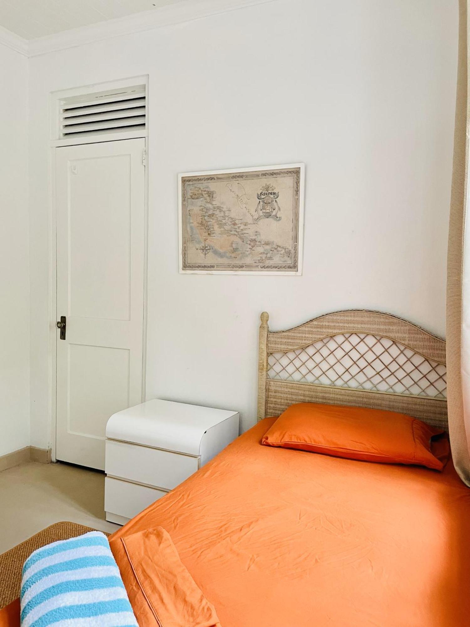 Hostel Hillcrest Nassau