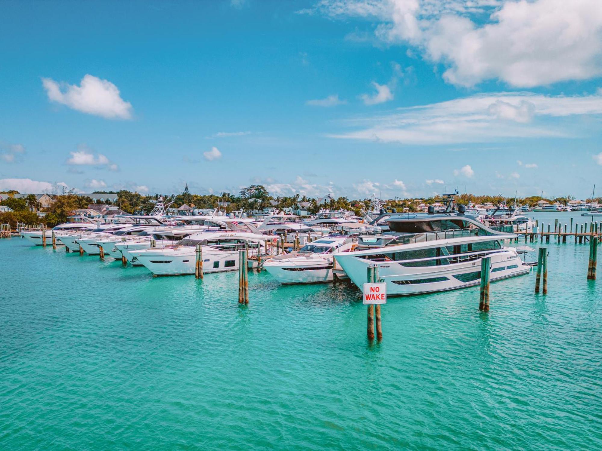 Resort Valentines & Marina