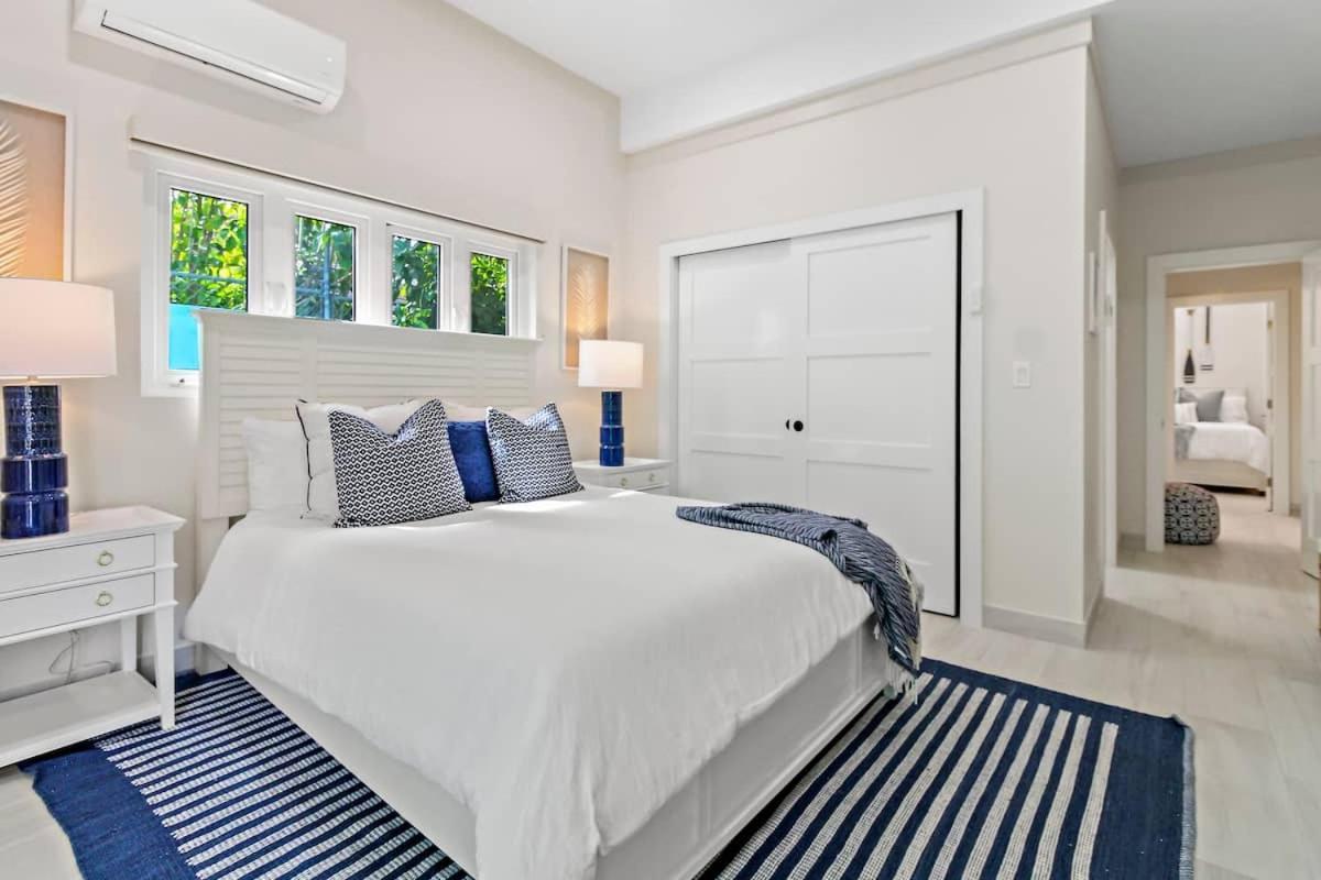 New Luxe Caribbean In The Bahamas With Canal Access! Nassau