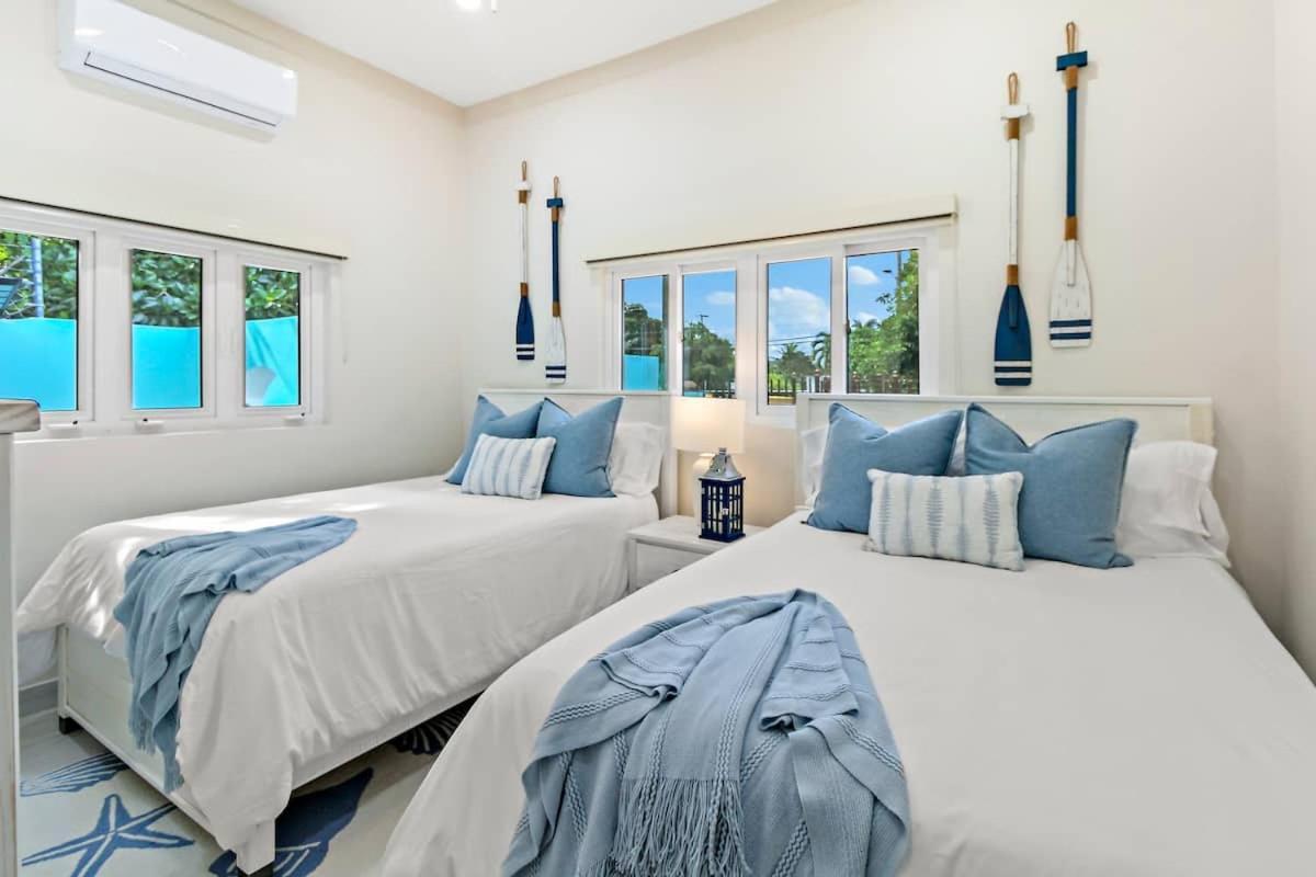 New Luxe Caribbean In The Bahamas With Canal Access! Guest house Nassau