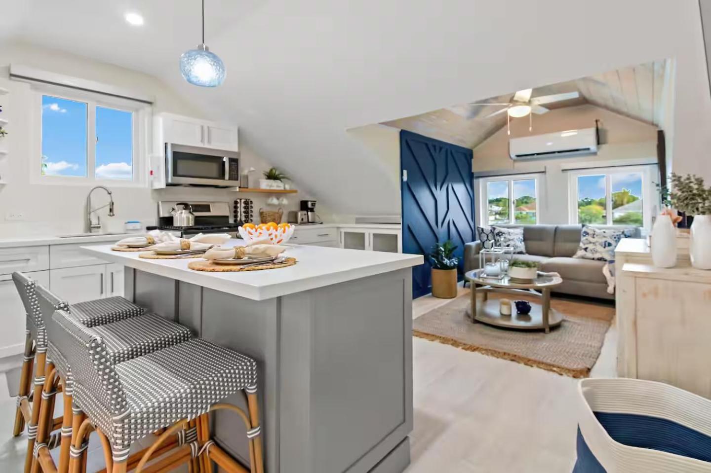 New Luxe Caribbean In The Bahamas With Canal Access! Guest house Nassau