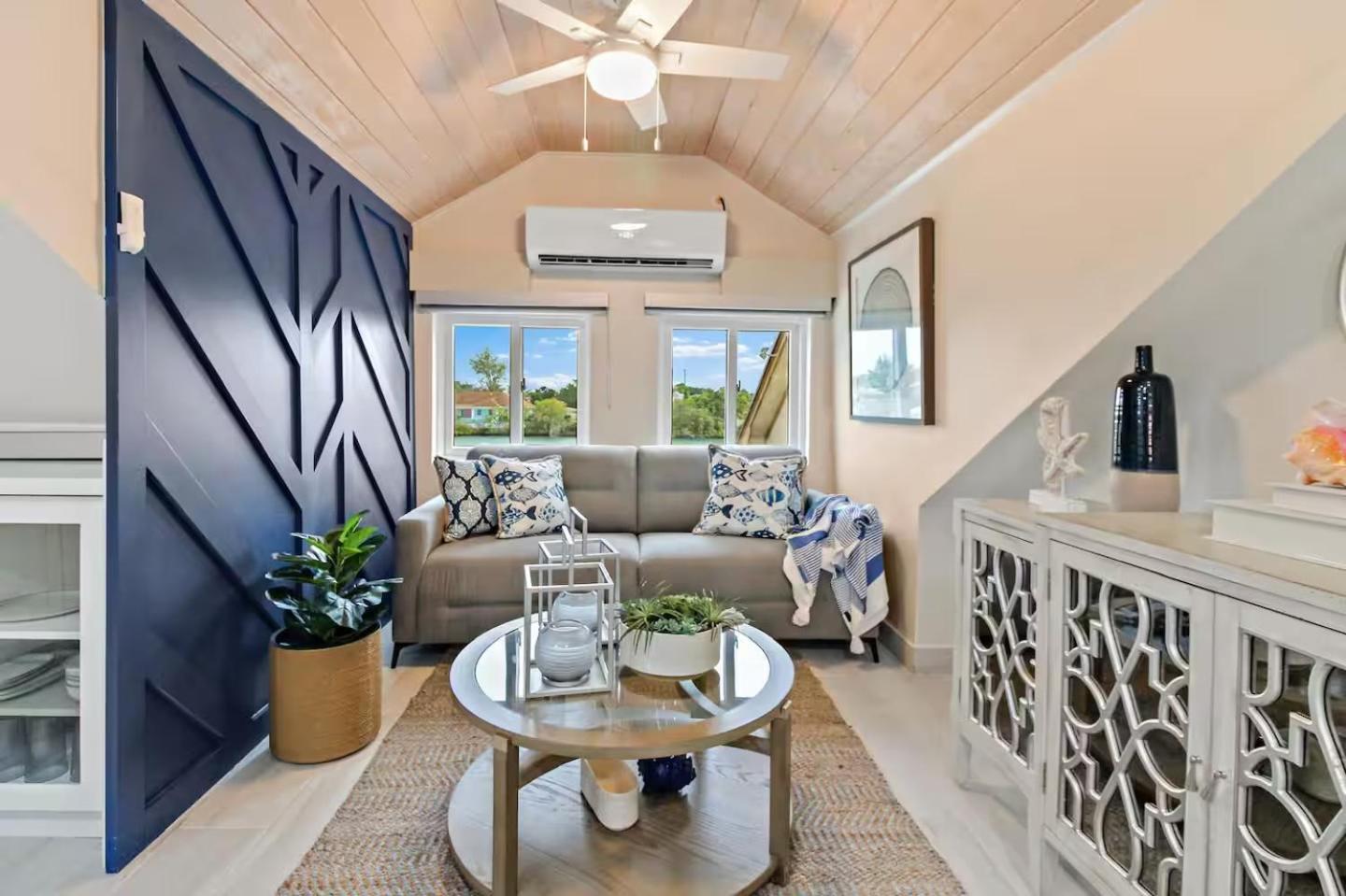 New Luxe Caribbean In The Bahamas With Canal Access! Nassau
