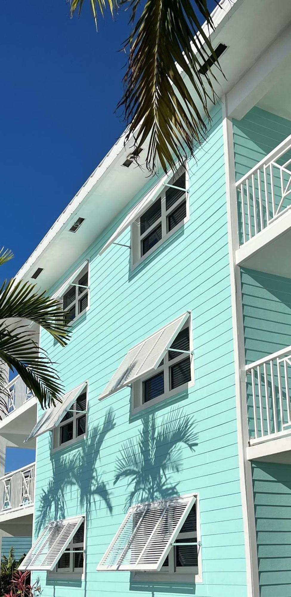 Dolphin Cove (adults Only) Villa