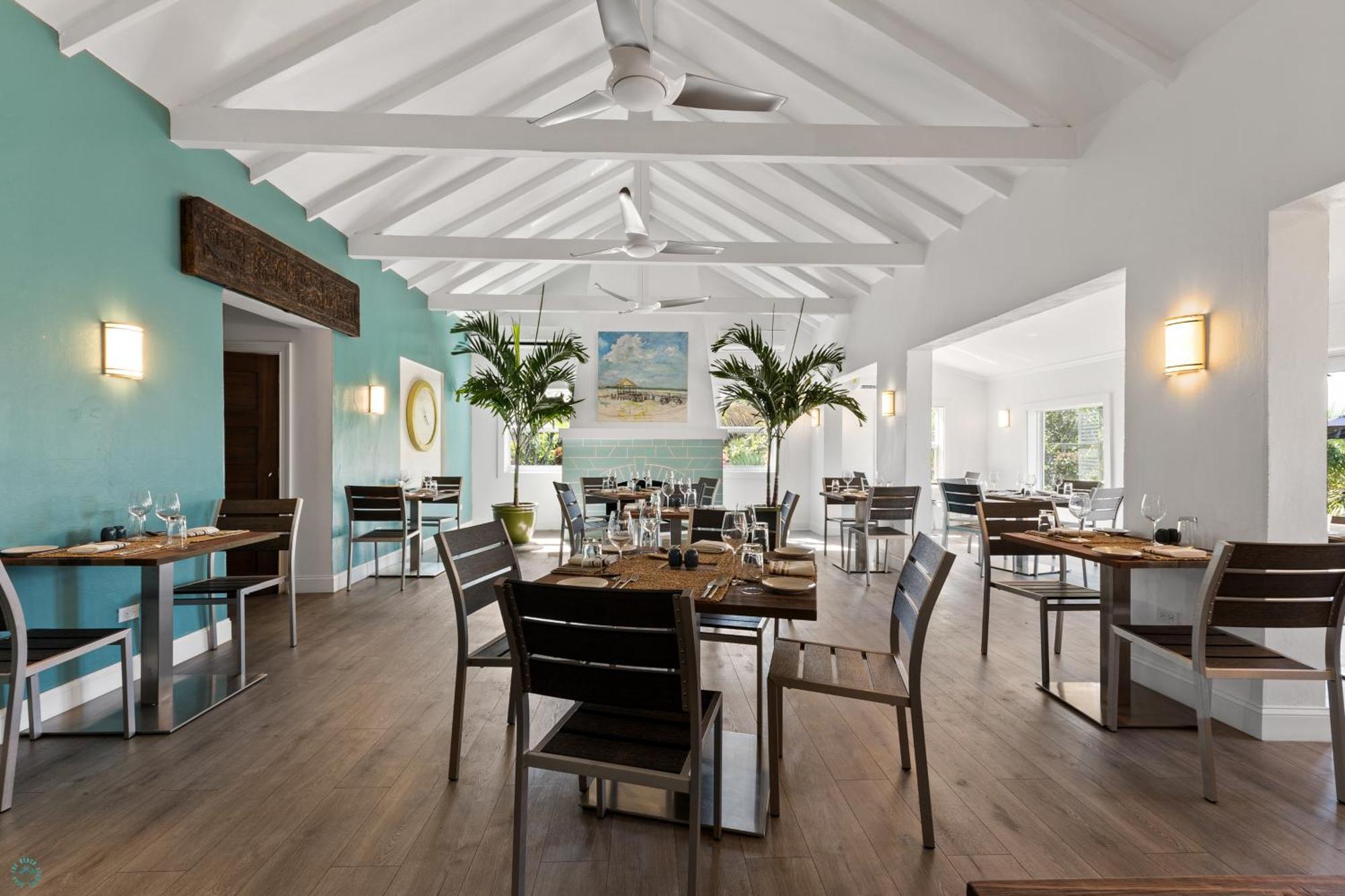Hotel Romora Bay & Marina