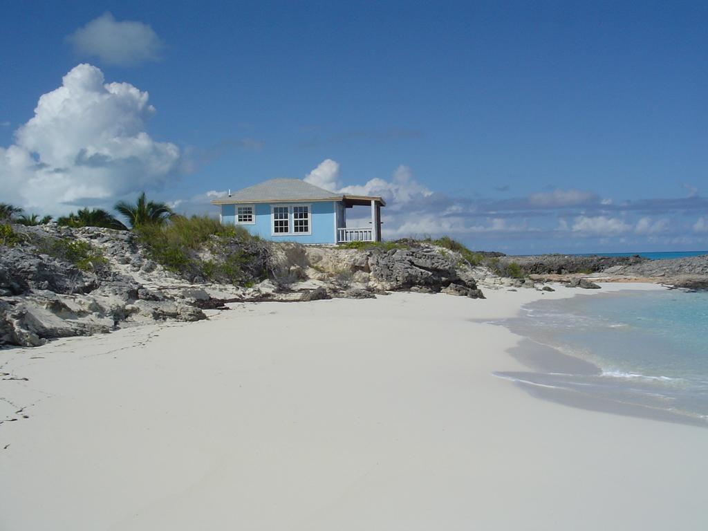 Guest house Gunhillbay Beach Villas *