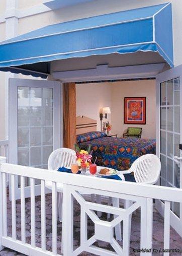 Express & By Ihg Hotel 3*