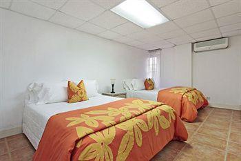 Cape Eleuthera & Marina Resort 4*