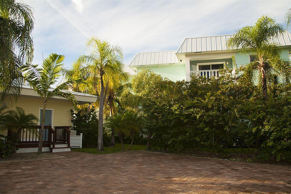 Dolphin Cove (adults Only) Villa