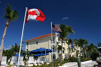 Paradise Harbour Club & Marina Resort Nassau