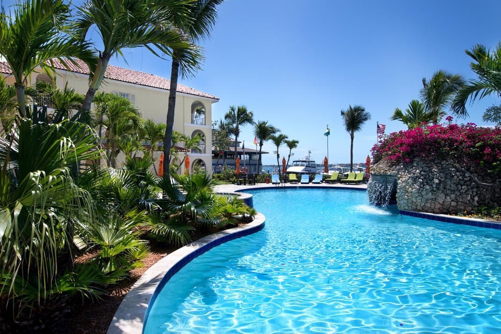 Resort Paradise Harbour Club & Marina