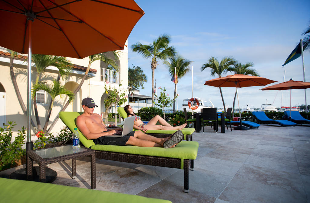Paradise Harbour Club & Marina Resort Nassau