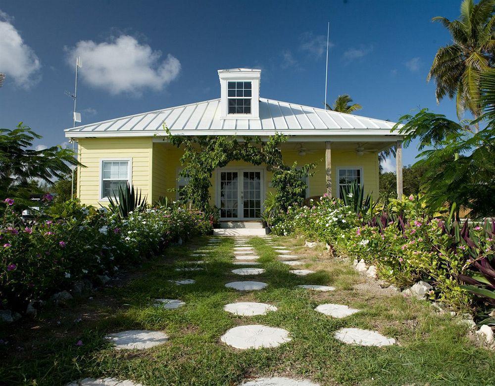 Cape Eleuthera & Marina Freetown