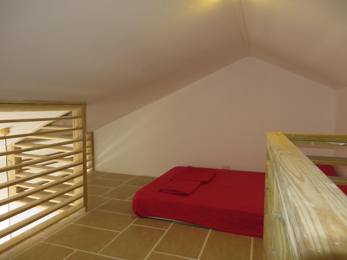 Bahasea Backpackers Hostel Nassau